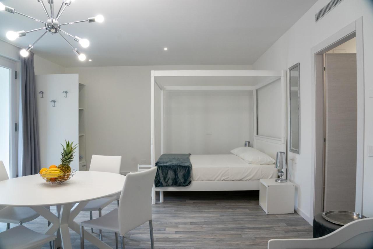 Residence Le Aromatiche Cavaion Veronese Exterior foto