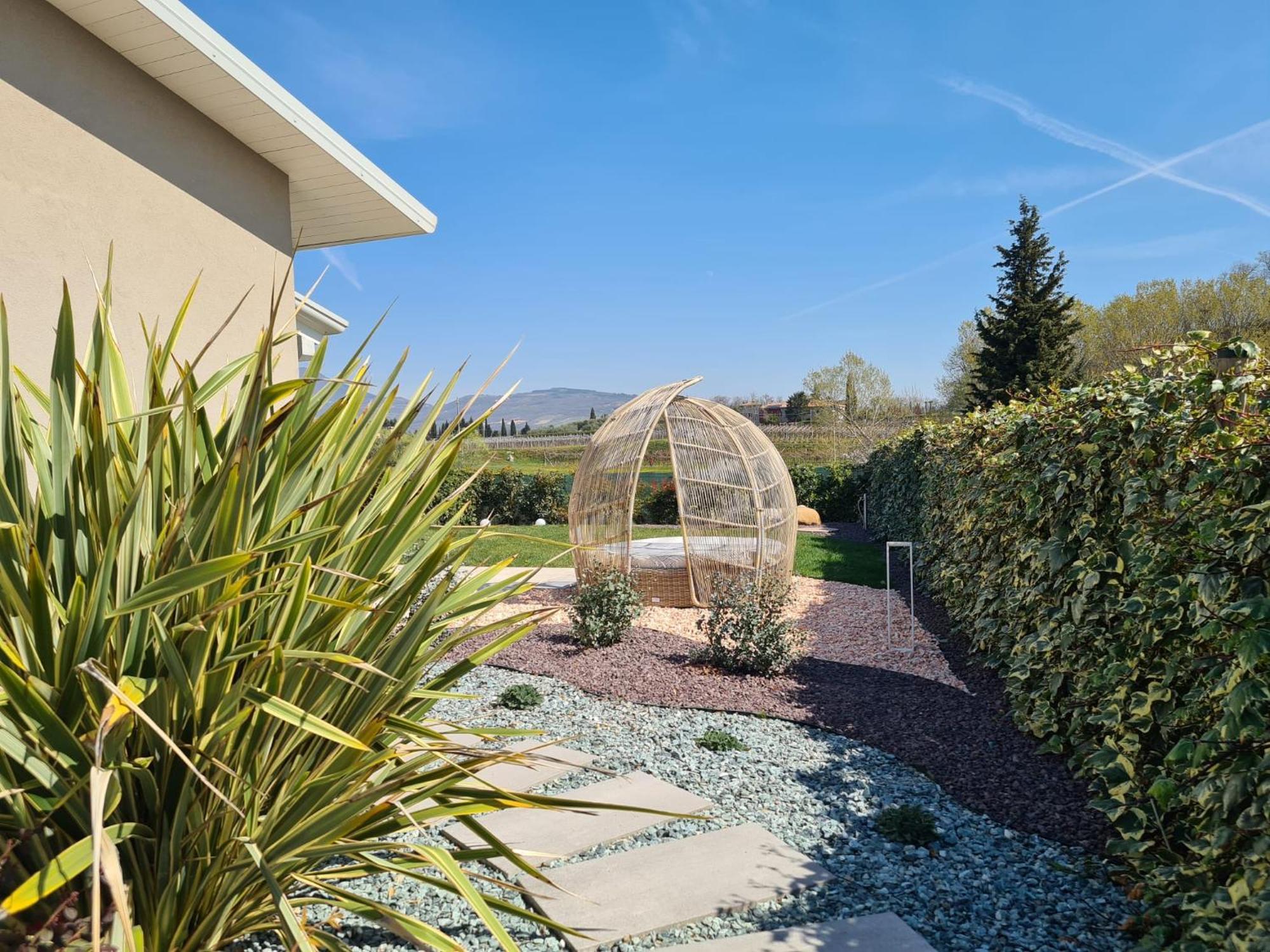 Residence Le Aromatiche Cavaion Veronese Exterior foto