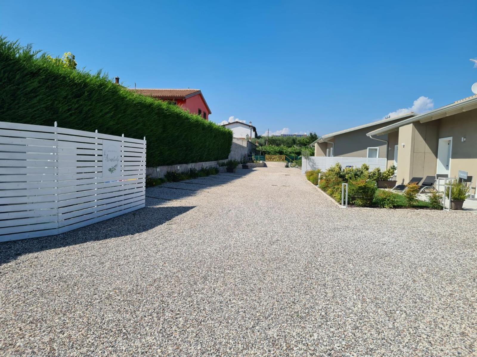 Residence Le Aromatiche Cavaion Veronese Exterior foto